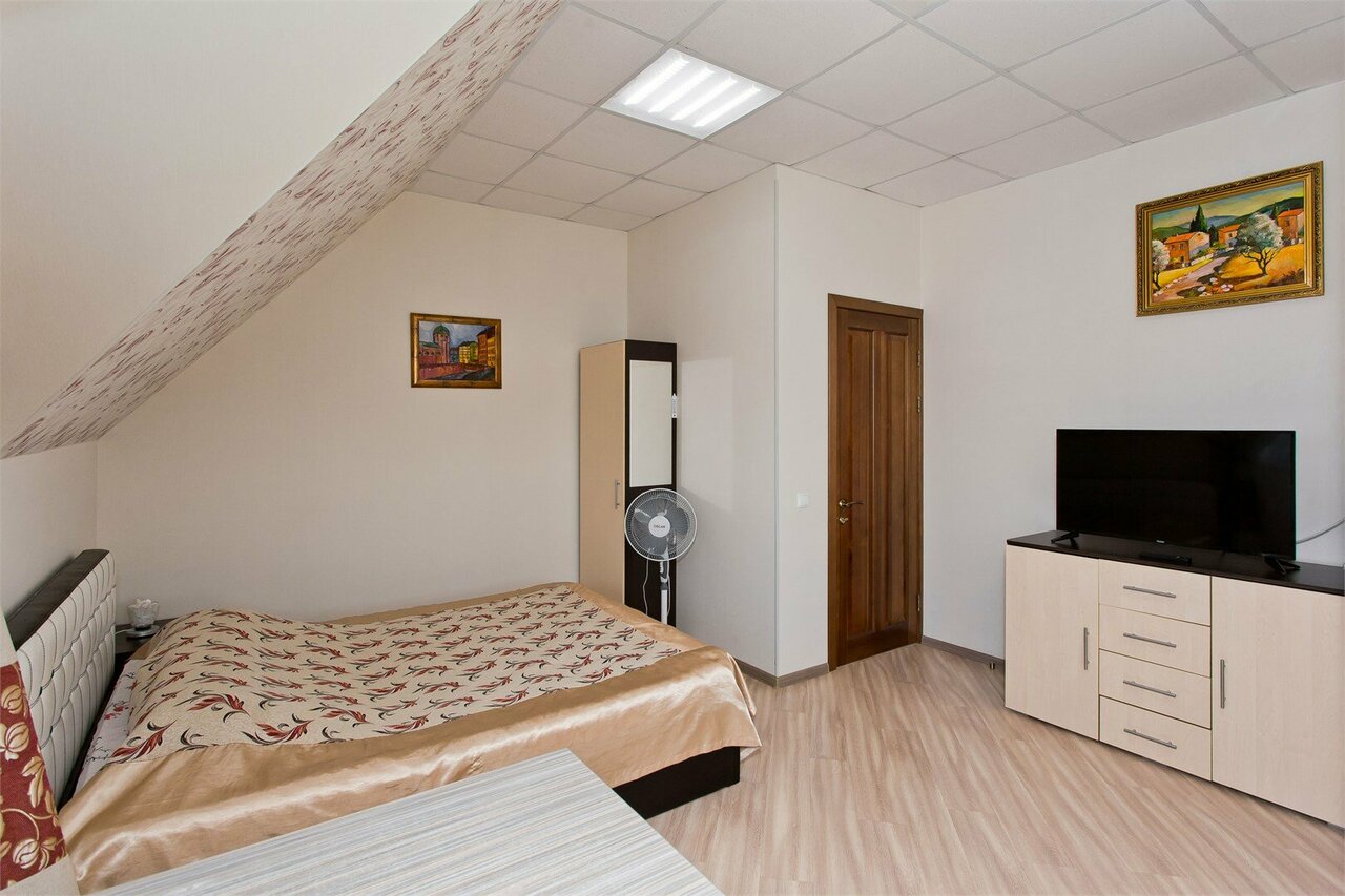 Гостиница Три клена Великий Новгород