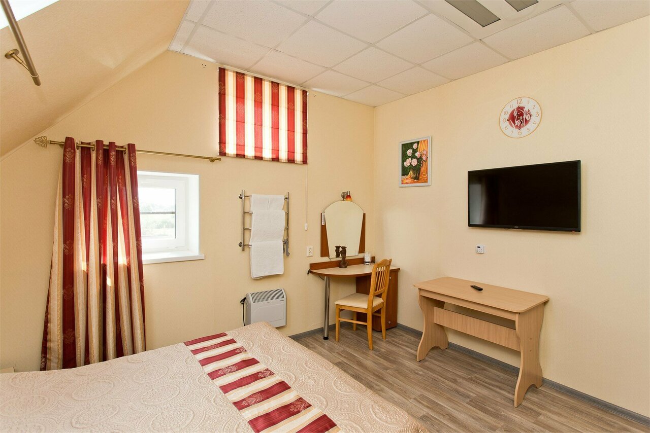 Гостиница Три клена Великий Новгород