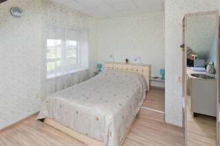 Гостиница Три клена Великий Новгород Стандартный номер-студия-10