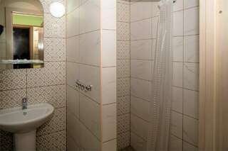 Гостиница Три клена Великий Новгород Трехместный номер - студия-5